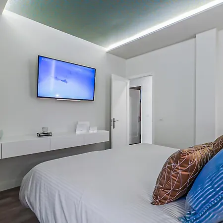 Lux Experience Mesa Y Lopez *